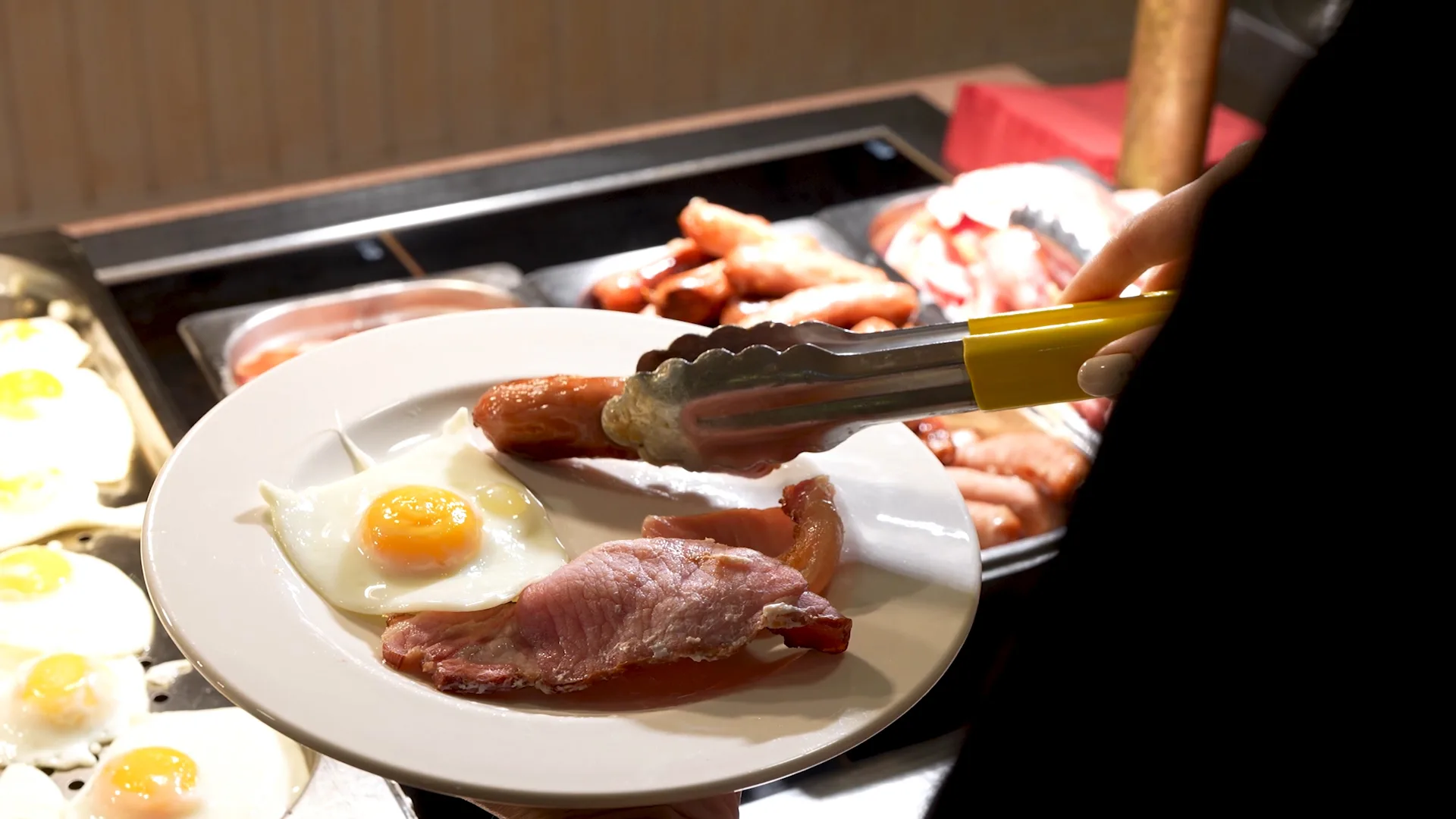 Freshly cooked breakfast goods at The Meeting Place.